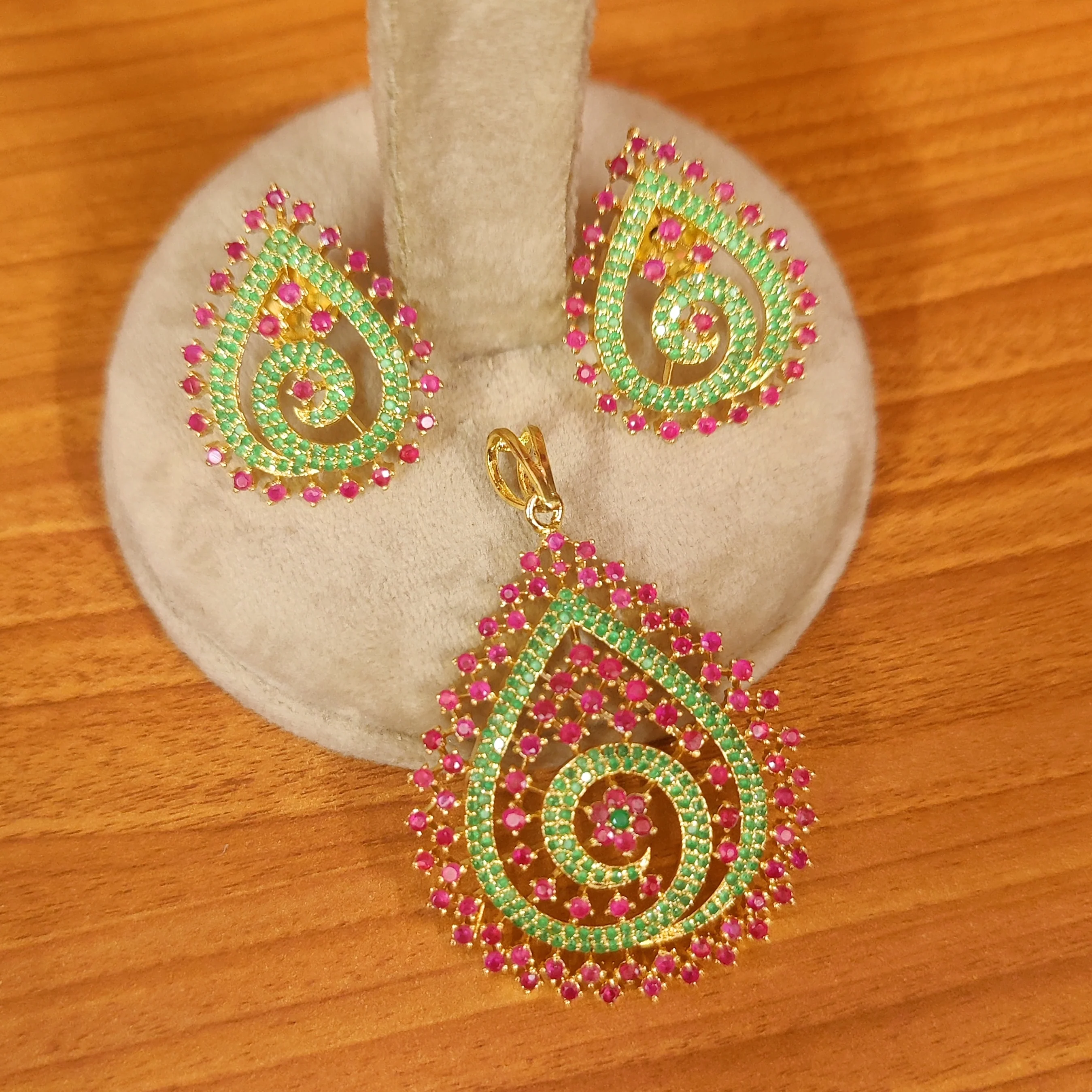 Thumbnail 1